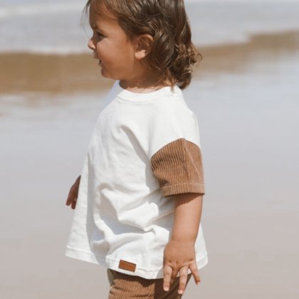 circle-icon-tshirt-tan-beige-optimized
